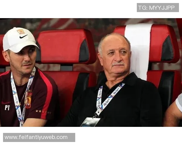 斯帅初期执教风格趋于稳健小杨在场上获得机会或将受限 斯帅初期执教风格趋于稳健小杨在场上获得机会或将受限