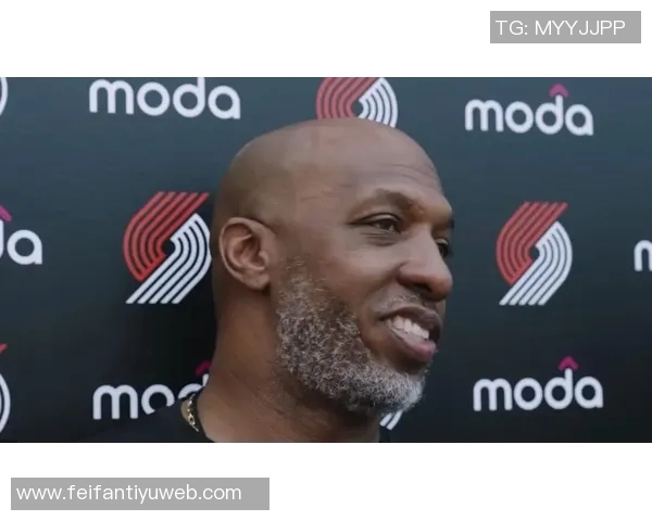 比卢普斯谈杨瀚森的魅力孩子们被他的体型和互动方式深深吸引 比卢普斯谈杨瀚森的魅力孩子们被他的体型和互动方式深深吸引