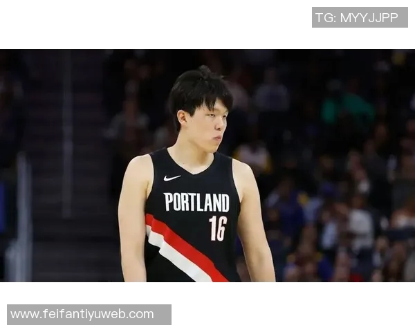 杨瀚森选择防守策略未上抢库里致其射术大放异彩 杨瀚森选择防守策略未上抢库里致其射术大放异彩