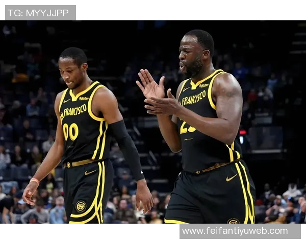 卡莱尔强调巴特勒与库明加组合需全力以赴应对高强度对抗挑战 卡莱尔强调巴特勒与库明加组合需全力以赴应对高强度对抗挑战