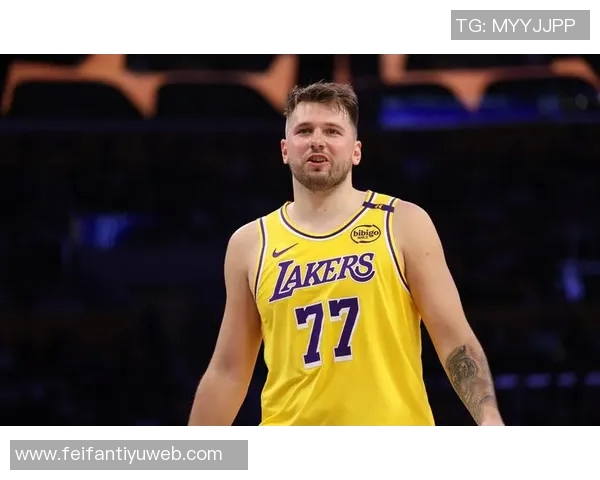 帕森斯称詹姆斯缺席为东契奇提供适应机会是积极信号 帕森斯称詹姆斯缺席为东契奇提供适应机会是积极信号