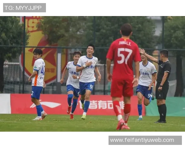 山东泰山B队彭啸荣膺本赛季中乙联赛最佳青年球员称号