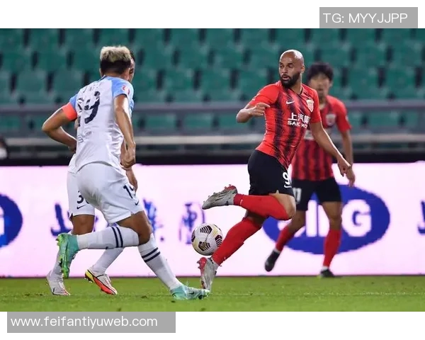 山东泰山与上海海港巅峰对决携手共创辉煌梦想之战 山东泰山与上海海港巅峰对决携手共创辉煌梦想之战