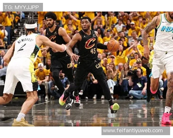 米切尔半场狂砍25分表现惊艳三分球精准助球队争胜