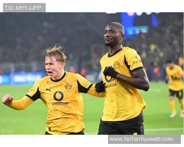 多特前锋吉拉西不满被换下拒绝与教练握手引发热议