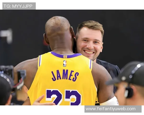 詹姆斯创纪录26年内6场比赛25分5篮板5助攻东契奇紧随其后5场表现出色 詹姆斯创纪录26年内6场比赛25分5篮板5助攻东契奇紧随其后5场表现出色