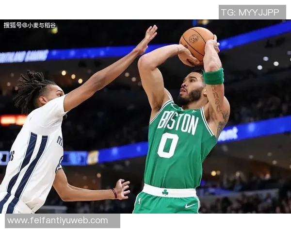 缺阵期间战绩依然出色文班称队友表现令人放心球队风格逐渐接近理想状态